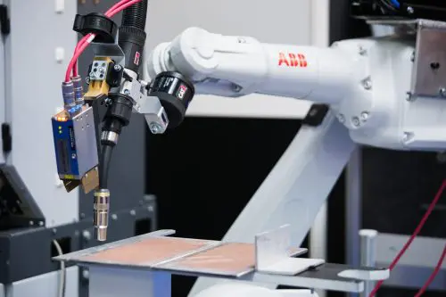 bras robotisé d'une robot abb formation robotique crti