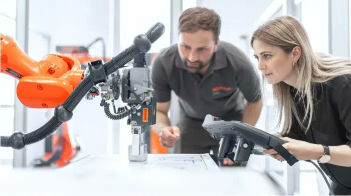 installation pédagogique pour programmation avancée kuka krc5